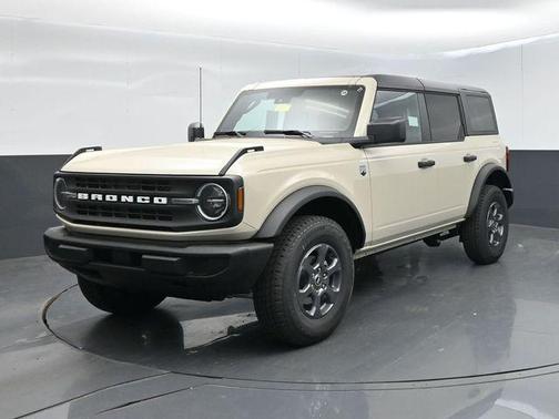 Desert Sand 2026 Ford Bronco Big Bend