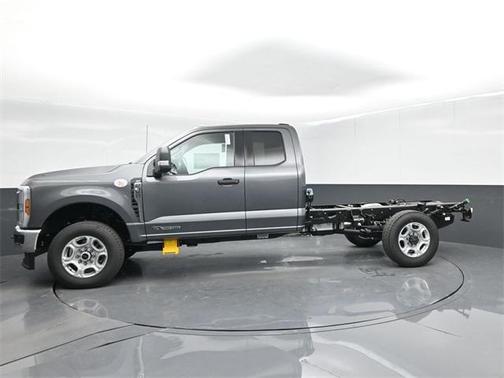 2026 Ford F-350 XLT
