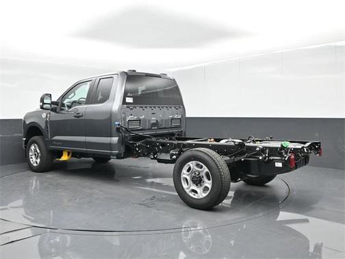 2026 Ford F-350 XLT