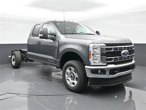 2026 Ford F-350 XLT