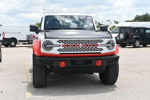 Oxford White 2025 Ford Bronco Stroppe Edition