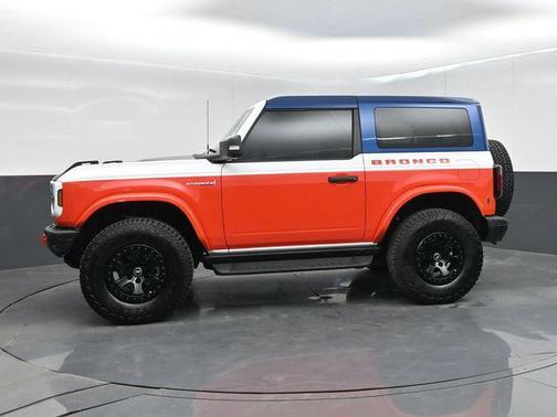 Oxford White 2025 Ford Bronco Stroppe Edition