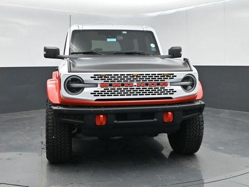 Oxford White 2025 Ford Bronco Stroppe Edition