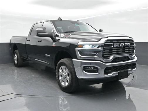 2025 RAM 3500 Big Horn Crew Cab 4x4 8' Box