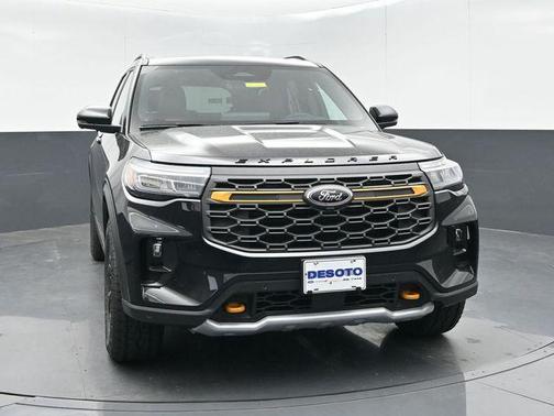 Agate Black Metallic 2026 Ford Explorer Tremor
