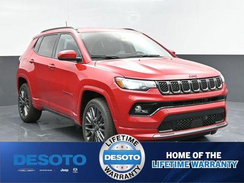 Red Hot Pearlcoat 2024 Jeep Compass Limited