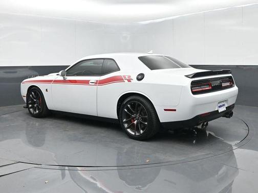 White Knuckle Clearcoat 2022 Dodge Challenger R/T Scat Pack