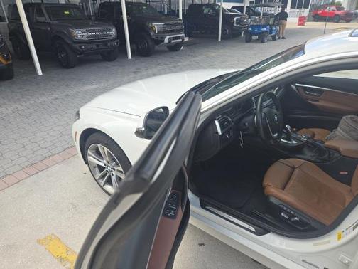 2017 BMW 330 330i