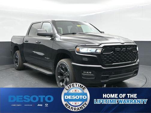Diamond Black Crystal Pearlcoat 2026 RAM 1500 Express