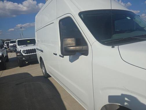 2020 Nissan NV Cargo NV2500 HD S V6