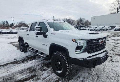 2024 Chevrolet Silverado 2500 4WD Crew Cab Standard Bed ZR2