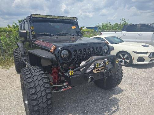Black Clearcoat 2011 Jeep Wrangler Unlimited Rubicon
