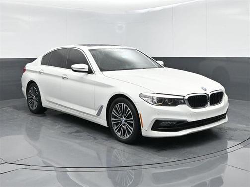 2017 BMW 530 530i