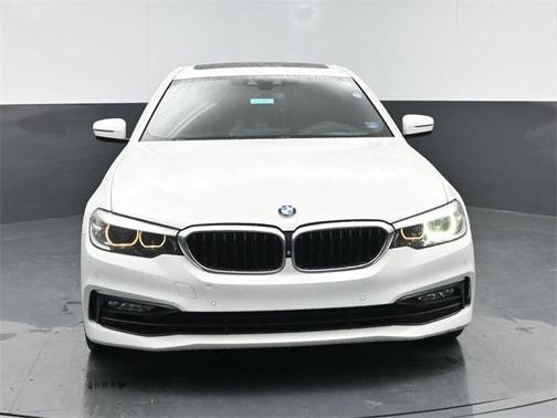 2017 BMW 530 530i