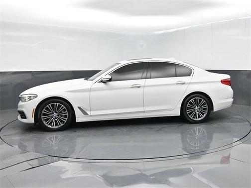2017 BMW 530 530i