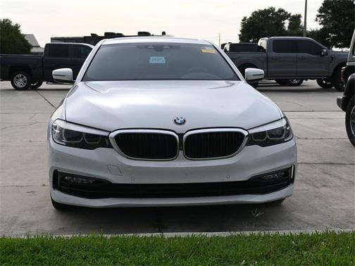 2017 BMW 530 530i