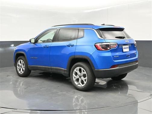 2025 Jeep Compass Latitude