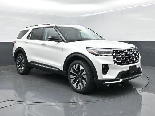 Star White Metallic Tri-Coat 2026 Ford Explorer Platinum