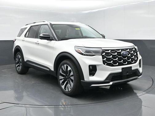 Star White Metallic Tri-Coat 2026 Ford Explorer Platinum