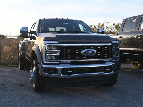 2023 Ford F-450 King Ranch