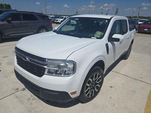 Oxford White 2023 Ford Maverick Lariat