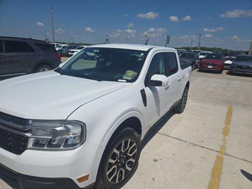 Oxford White 2023 Ford Maverick Lariat