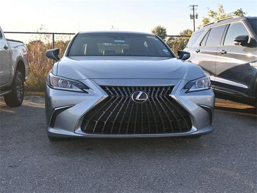 2022 Lexus ES 350 Base