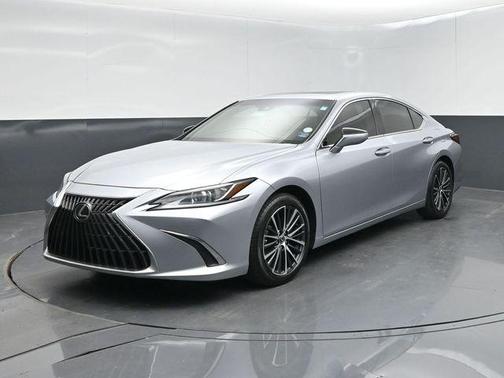 2022 Lexus ES 350 Base