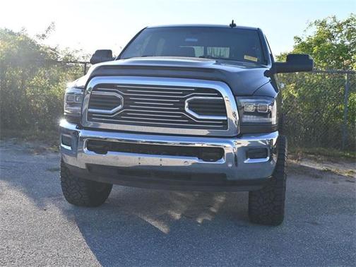 2017 RAM 2500 Lone Star Crew Cab 4x4 6'4' Box