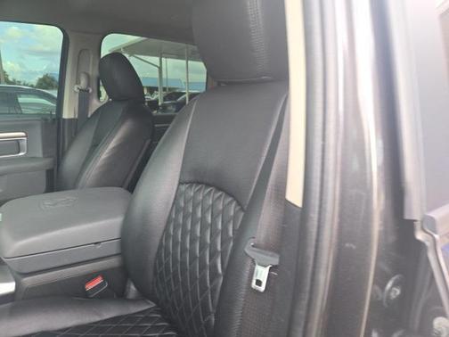 2017 RAM 2500 Lone Star Crew Cab 4x4 6'4' Box