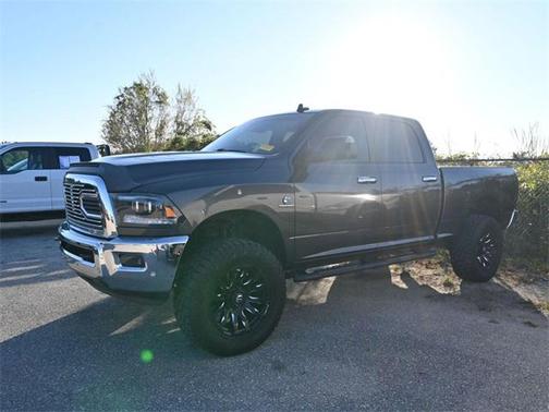 2017 RAM 2500 Lone Star Crew Cab 4x4 6'4' Box