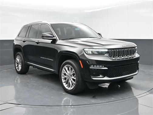2023 Jeep Grand Cherokee Summit