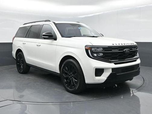 White Metallic 2025 Ford Expedition Platinum