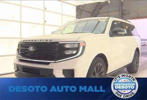 White Metallic 2025 Ford Expedition Platinum