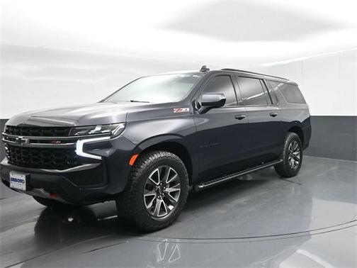 2022 Chevrolet Suburban 4WD Z71