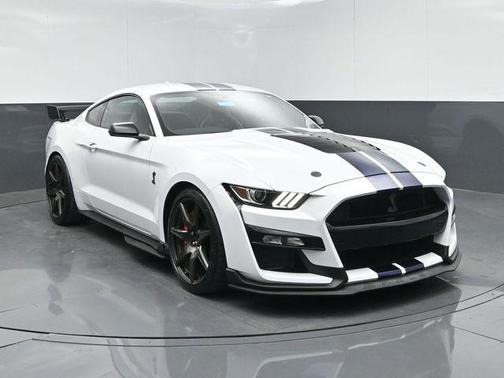 Oxford White 2021 Ford Shelby GT500 Base