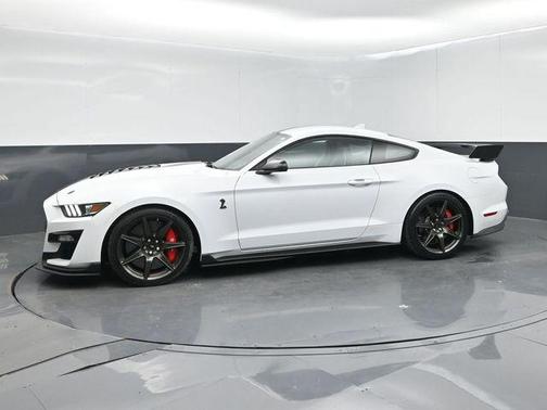 Oxford White 2021 Ford Shelby GT500 Base