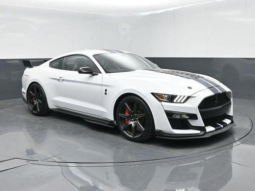 Oxford White 2021 Ford Shelby GT500 Base