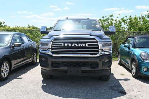 Granite Crystal Metallic Clearcoat 2024 RAM 2500 Laramie Crew Cab 4x4 6'4' Box