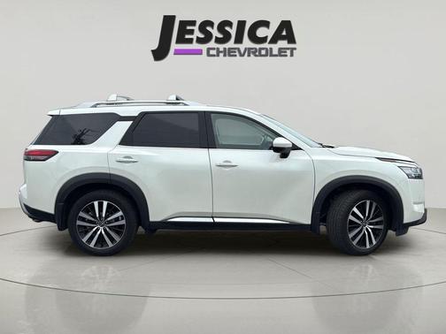 Pearl White Tricoat 2024 Nissan Pathfinder Platinum 4WD