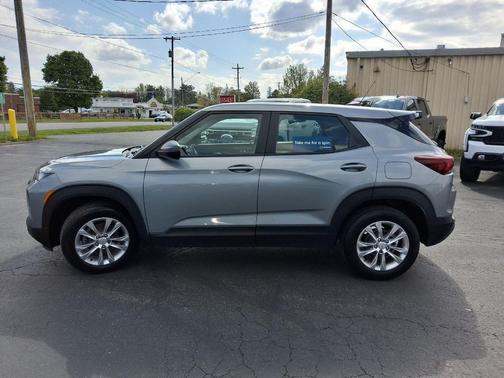 Sterling Gray Metallic 2023 Chevrolet Trailblazer LS