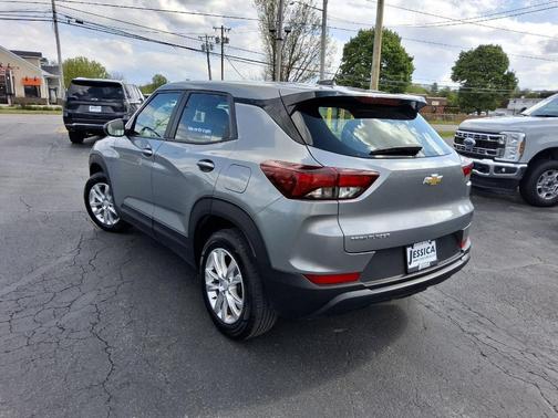 Sterling Gray Metallic 2023 Chevrolet Trailblazer LS