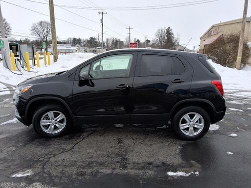2022 Chevrolet Trax LS