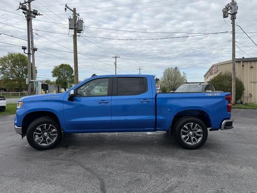 2025 Chevrolet Silverado 1500 LT
