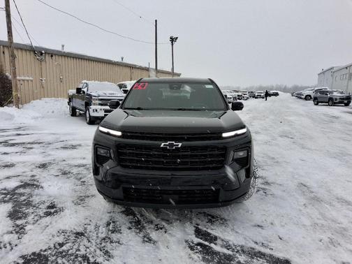 2024 Chevrolet Traverse LS