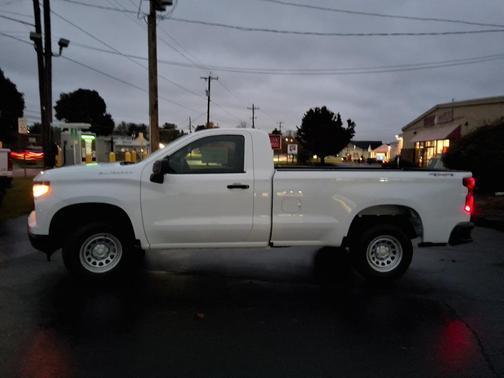 2025 Chevrolet Silverado 1500 WT