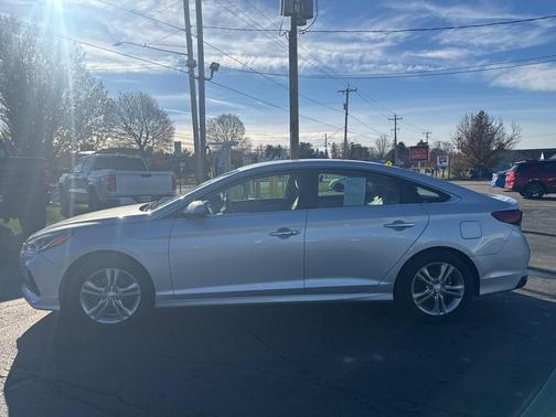 2018 Hyundai SONATA SEL