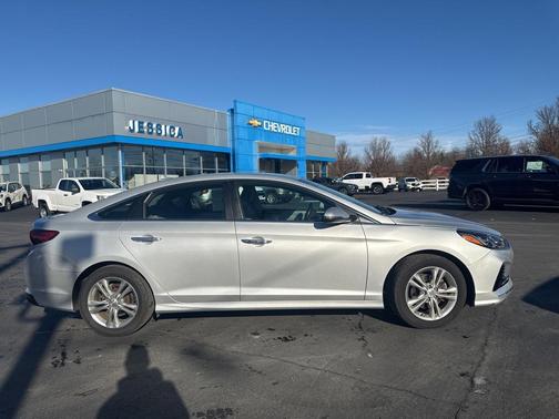 2018 Hyundai SONATA SEL