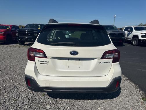 2018 Subaru Outback 2.5i