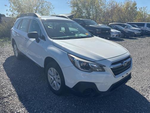 2018 Subaru Outback 2.5i